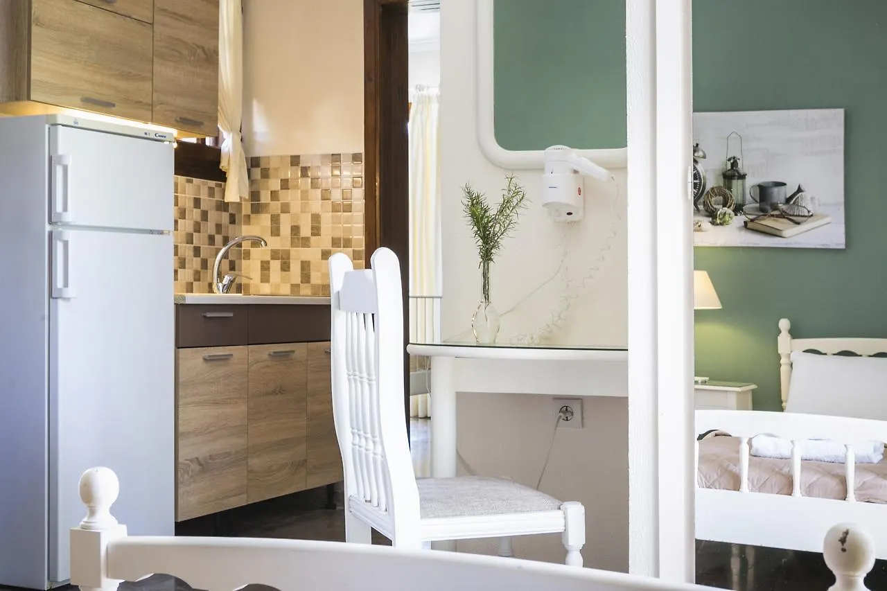 Aparthotel Dendrolivano Minia Grecia