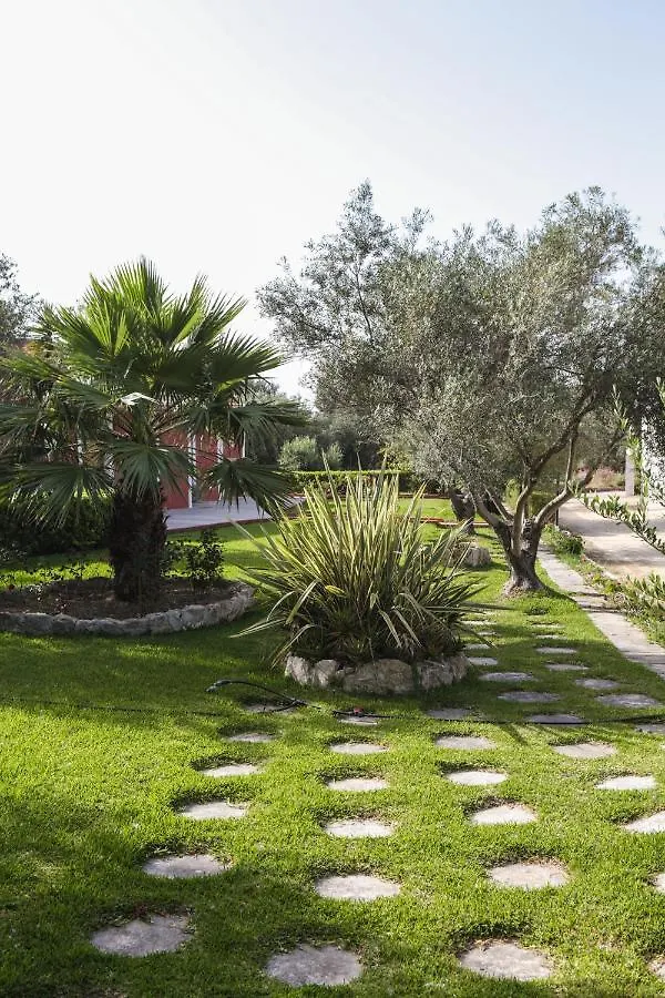 Hotel apartamentowy Dendrolivano Minia Grecja