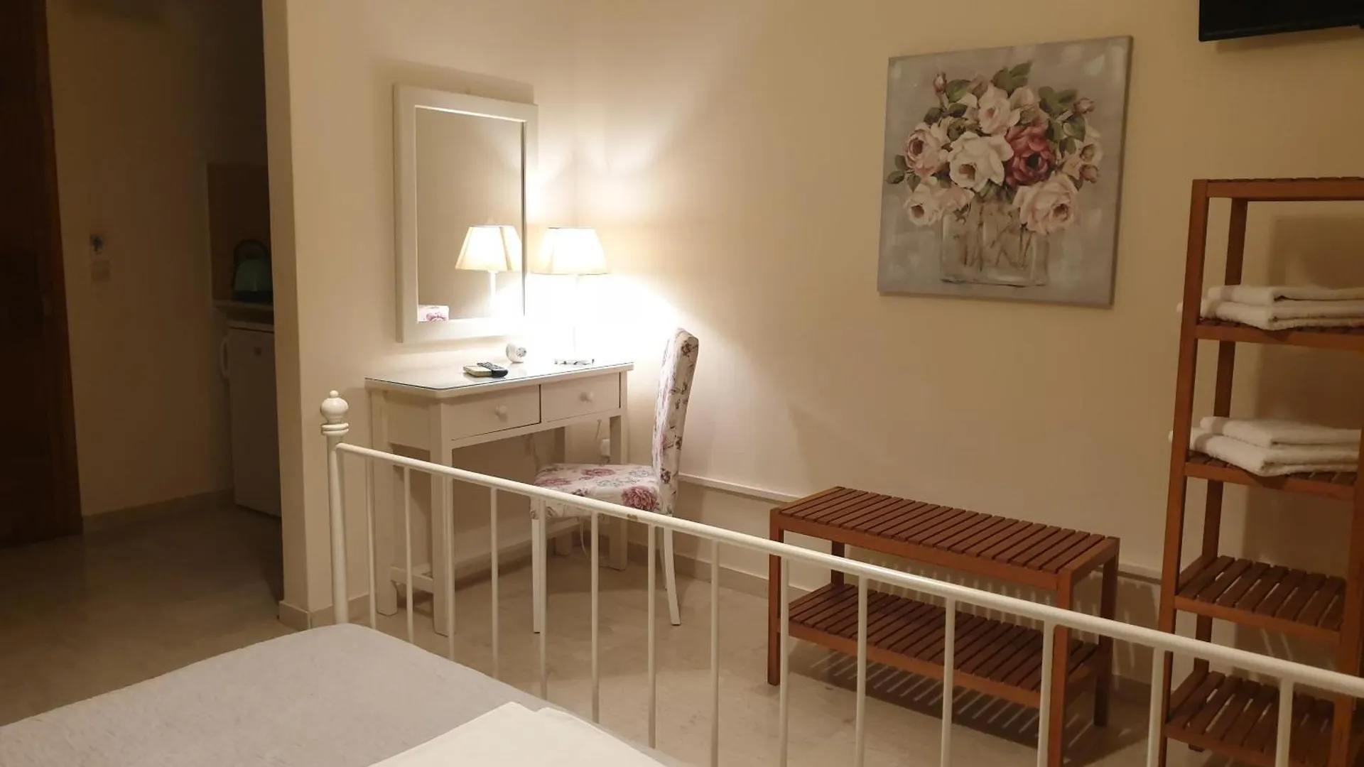 Dendrolivano Minia Aparthotel