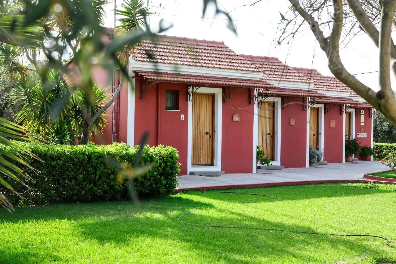 Aparthotel Dendrolivano Minia